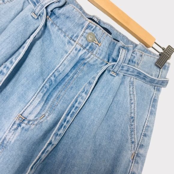 HOLLISTER Ultra High Rise Tie Waist Denim Skirt Size 28 - Picture 10 of 12